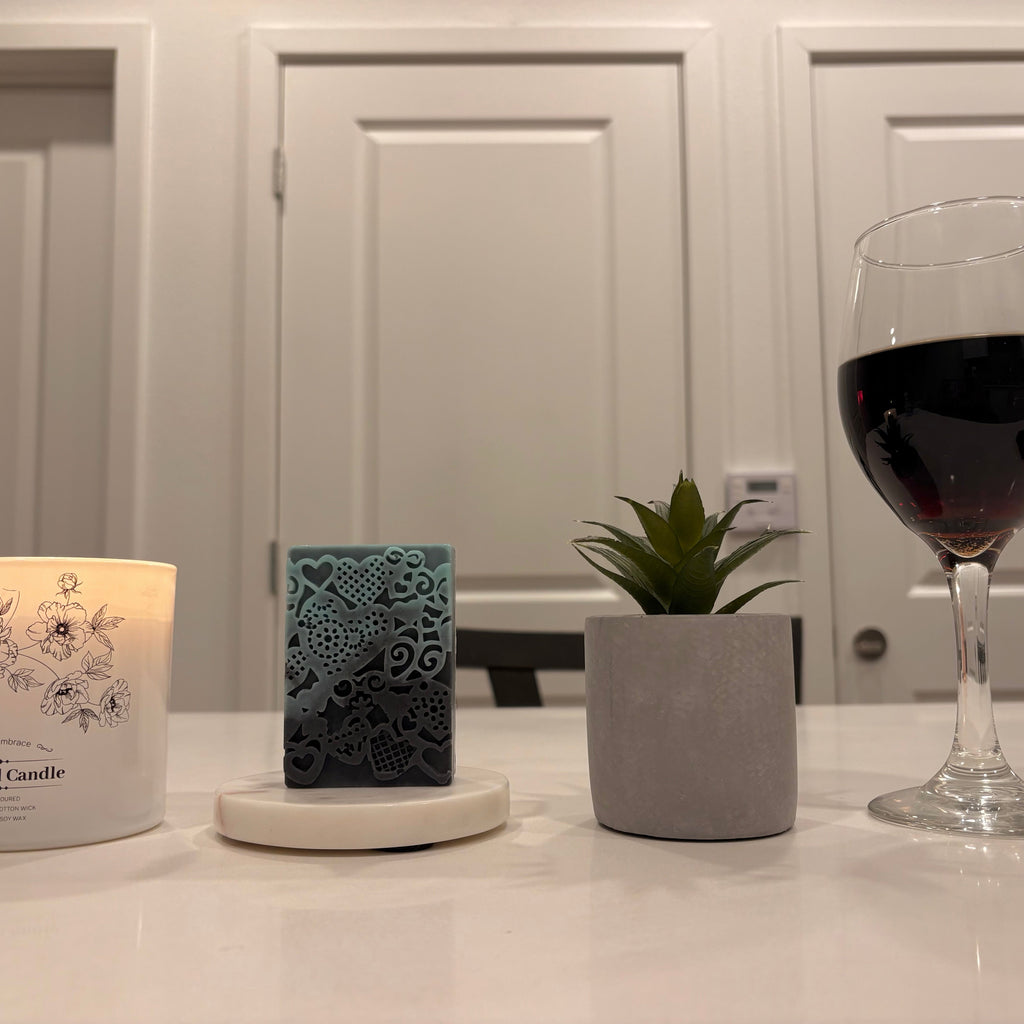 Charcoal Cleanse Bar| Tea Tree & Eucalyptus Essential Oils